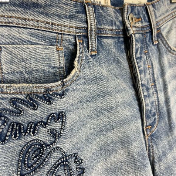 Anthropologie Pilcro and the Letterpress Embroidered Denim Floral Jeans Cropped - Picture 5 of 11